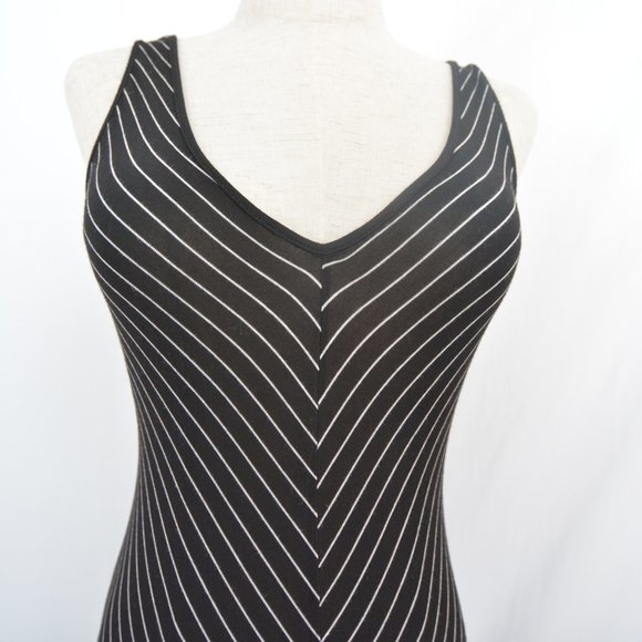 NWOT J.O. & Co beach dress in size Small - Picture 7 of 12